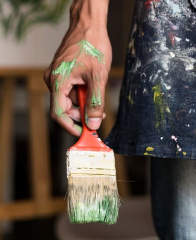 Hiring Local vs. National Painting Companies